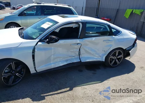 2025 Honda Accord Hybrid Sport z USA, uszkodzony, nr VIN 1HGCY2F57SA033080